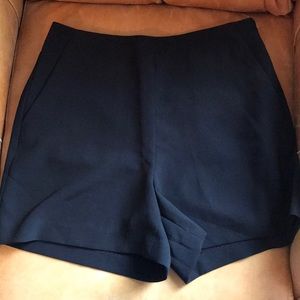 Brand new Ann Taylor high wasted short- black